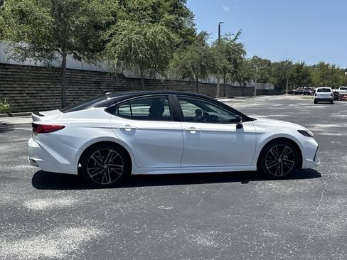 Used 2025 Toyota Camry XSE FWD image 6