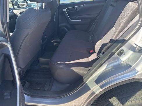 Used 2020 Toyota RAV4 LE w/ All Weather Liner Package AWD/4WD image 23