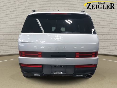 Used 2025 Hyundai Santa Fe SEL image 6