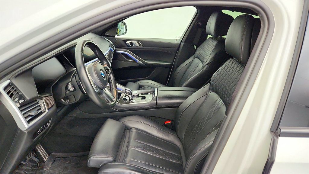 Used 2022 BMW X6 M50i w/ Executive Package AWD/4WD image 21