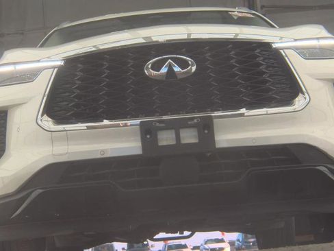 Used 2023 INFINITI QX60 Luxe w/ Cargo Package image 3