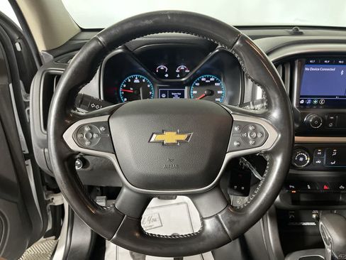 Used 2022 Chevrolet Colorado LT w/ Fleet Safety Package RWD image 16