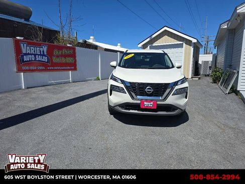 Used 2023 Nissan Rogue SV AWD/4WD image 1