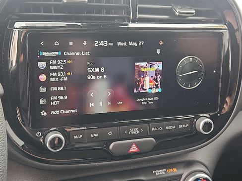 Used 2024 Kia Soul S FWD image 16