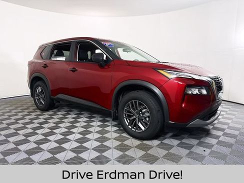 Certified 2023 Nissan Rogue S FWD image 1