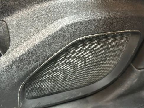 Used 2017 Nissan Titan SV image 18