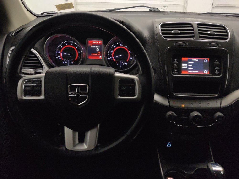Used 2019 Dodge Journey SE w/ Connectivity Group FWD image 22