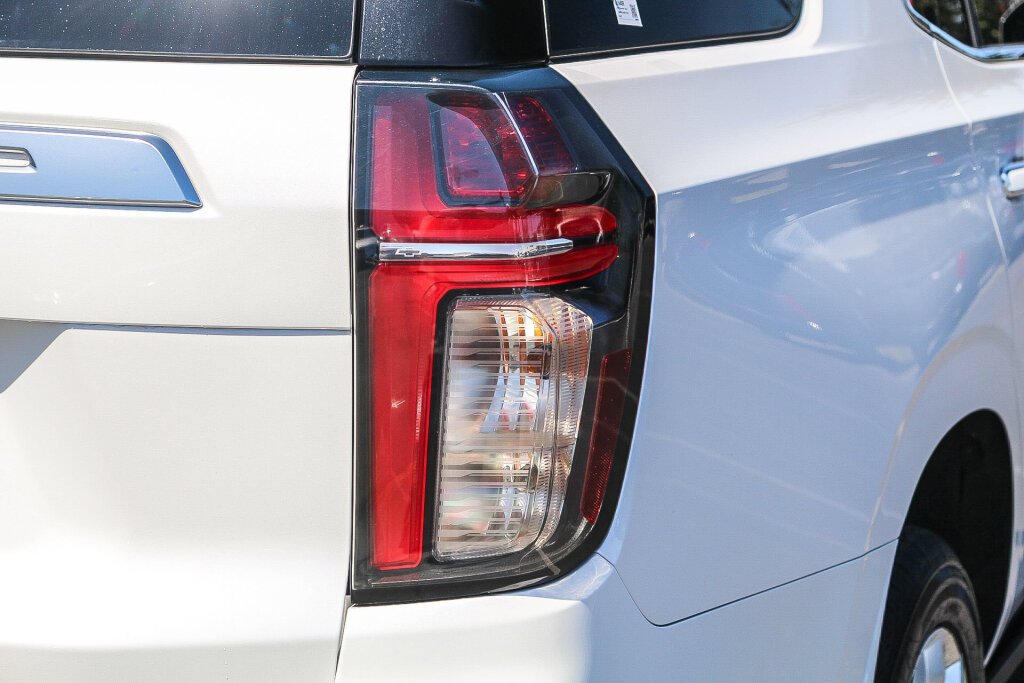 Used 2021 Chevrolet Tahoe High Country w/ Premium Package AWD/4WD image 30