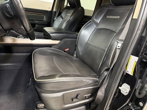 Used 2020 RAM 3500 Laramie image 16