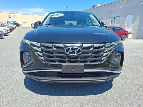 Used 2023 Hyundai Tucson SE AWD/4WD image 2