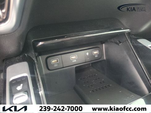 Certified 2021 Kia Sorento SX AWD/4WD image 29