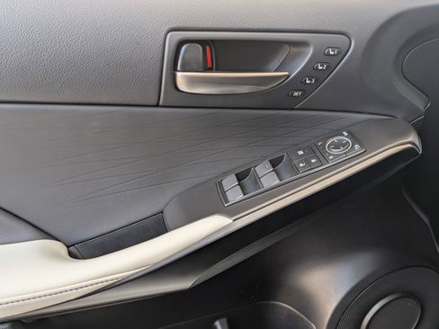 Used 2025 Lexus IS 350 F Sport image 16