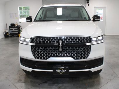 New 2026 Lincoln Navigator Premiere