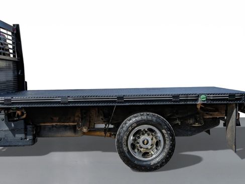 Used 2023 Chevrolet Silverado 3500 LT w/ Convenience Package image 11