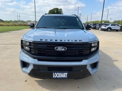 New 2027 Ford Expedition Platinum w/ Stealth Appearance Package