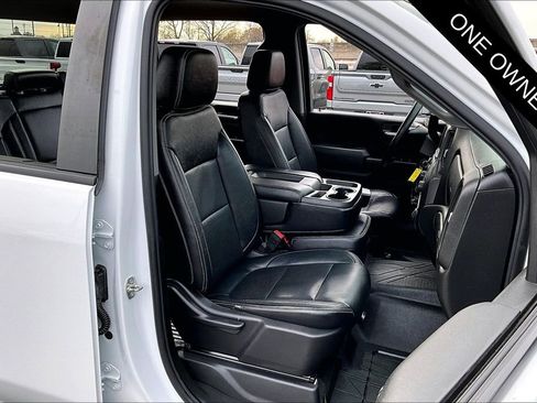 Used 2020 Chevrolet Silverado 2500 Custom w/ Custom Value Package image 27