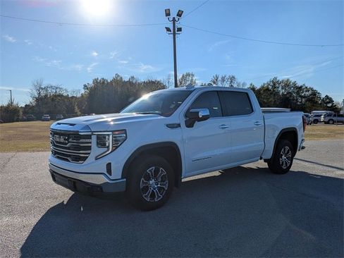 Used 2024 GMC Sierra 1500 SLT image 6