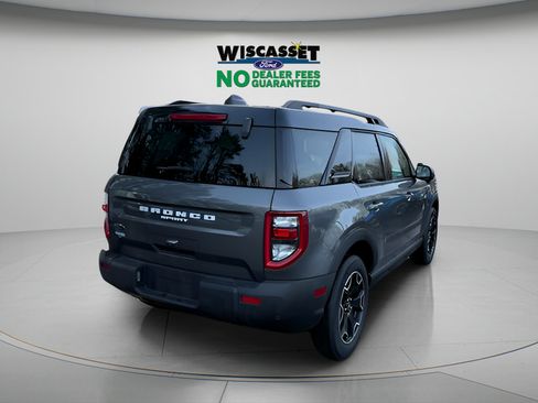 Certified 2025 Ford Bronco Sport Outer Banks w/ Outer Banks Tech Package+ AWD/4WD image 32