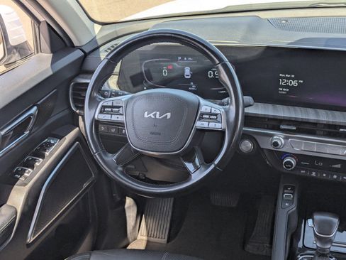 Used 2023 Kia Telluride EX FWD image 16
