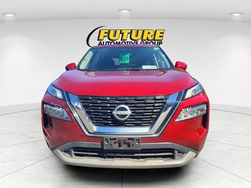 Certified 2023 Nissan Rogue SV FWD image 2