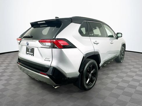 Used 2021 Toyota RAV4 XSE AWD/4WD image 9
