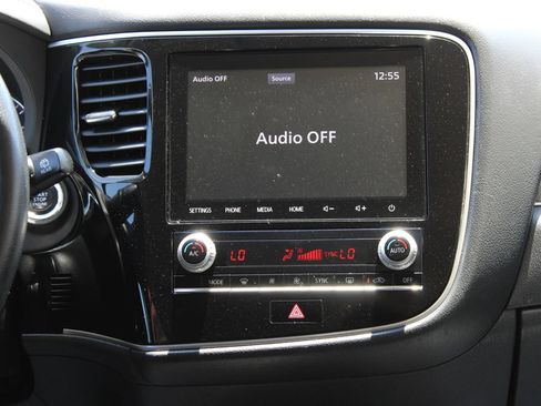 Used 2020 Mitsubishi Outlander SEL FWD image 23