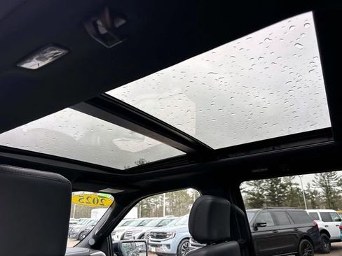 Used 2025 Ford F150 Platinum w/ Equipment Group 702A High image 11