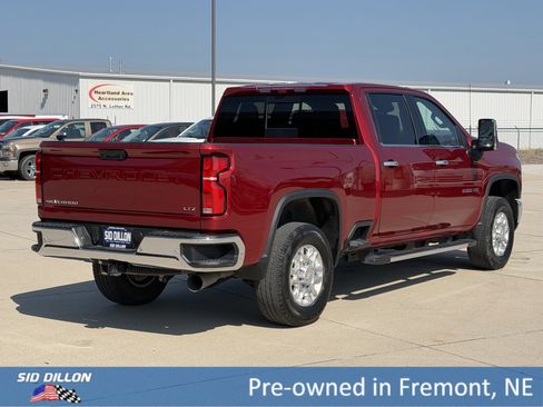 Used 2025 Chevrolet Silverado 2500 LTZ w/ LTZ Premium Package AWD/4WD image 4
