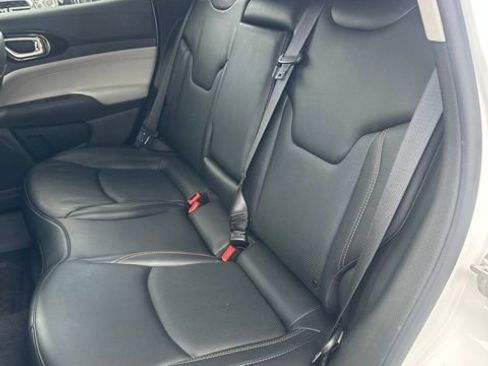 Used 2022 Jeep Compass Limited w/ Sun and Sound Group AWD/4WD image 20
