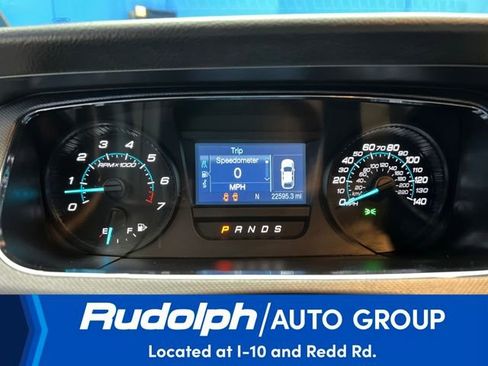 Used 2018 Ford Taurus SE image 15