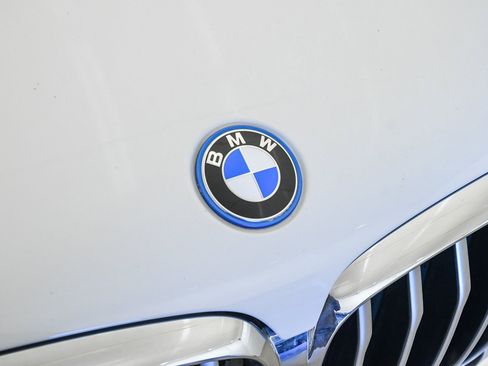 Used 2023 BMW X5 xDrive45e w/ Climate Comfort Package image 7