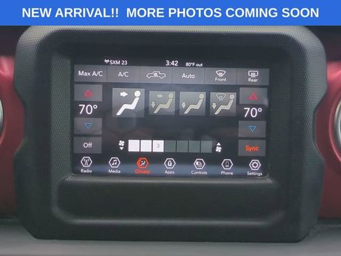 Certified 2021 Jeep Gladiator Rubicon w/ Safety Group image 16