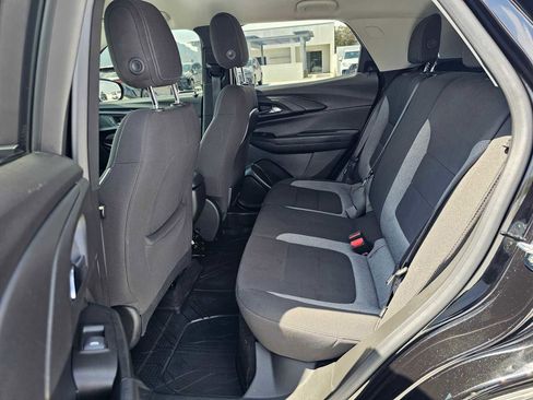 Used 2023 Chevrolet TrailBlazer LT w/ Convenience Package FWD image 16