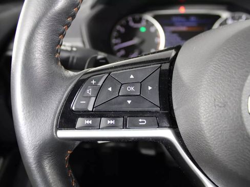 Used 2024 Nissan Altima 2.5 SR FWD image 16