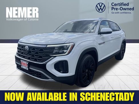 Certified 2024 Volkswagen Atlas Cross Sport SE w/ Panoramic Sunroof Package AWD/4WD image 1