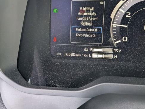 Used 2024 Toyota Tundra Limited image 16