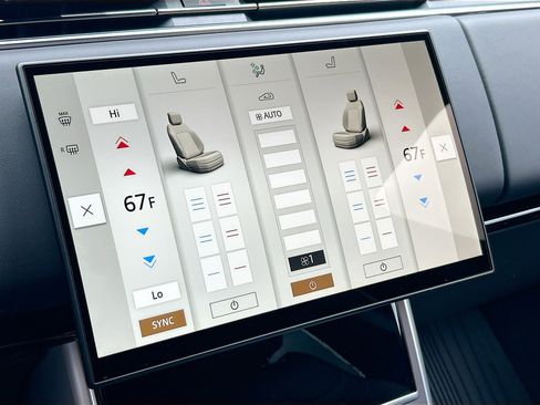 New 2025 Land Rover Range Rover SE image 34