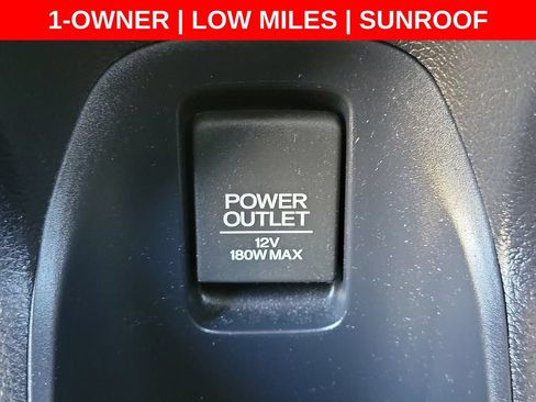 Used 2018 Honda HR-V EX image 14