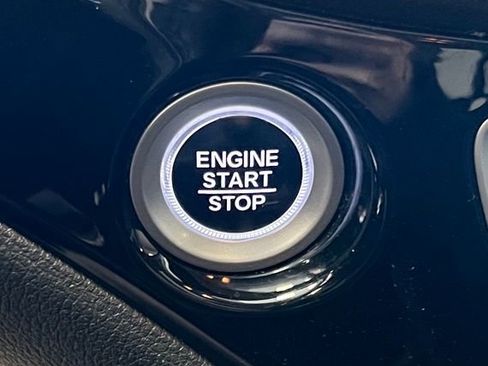 Used 2017 Honda Pilot Touring image 33