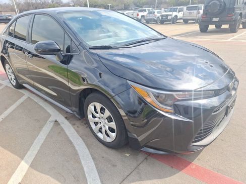 Used 2024 Toyota Corolla LE image 8