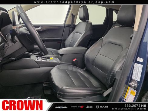Used 2020 Ford Escape Titanium FWD image 19