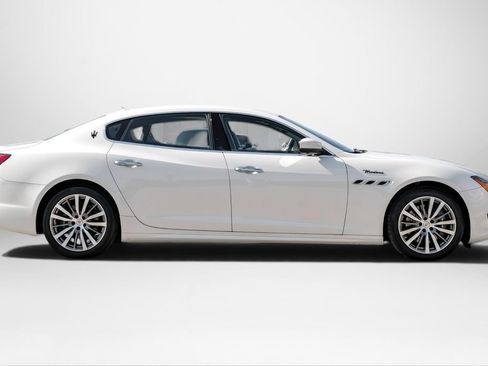 Used 2022 Maserati Quattroporte Modena RWD image 5