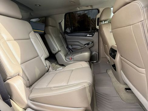 Used 2017 GMC Yukon SLT w/ Open Road Package image 21