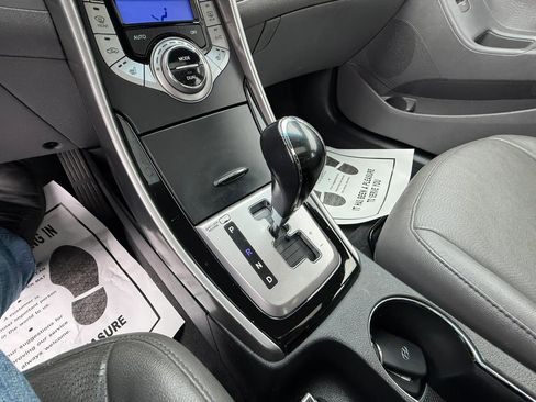 Used 2013 Hyundai Elantra Limited w/ Technology Pkg FWD image 8