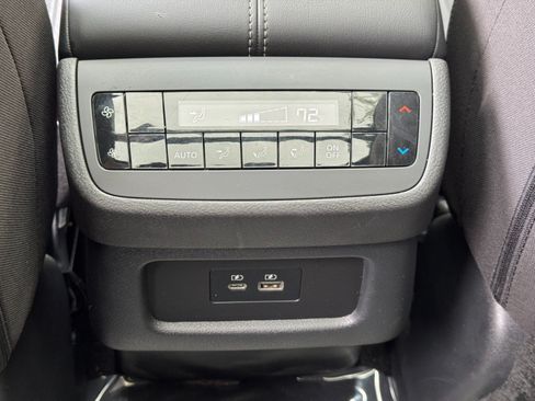 Used 2024 Nissan Pathfinder SV w/ SV Premium Package FWD image 31