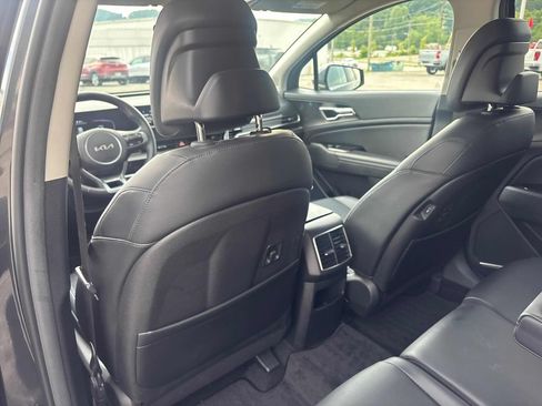 Used 2023 Kia Sportage EX AWD/4WD image 21