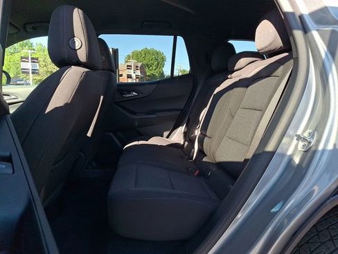 Used 2025 Chevrolet Equinox LT FWD image 10