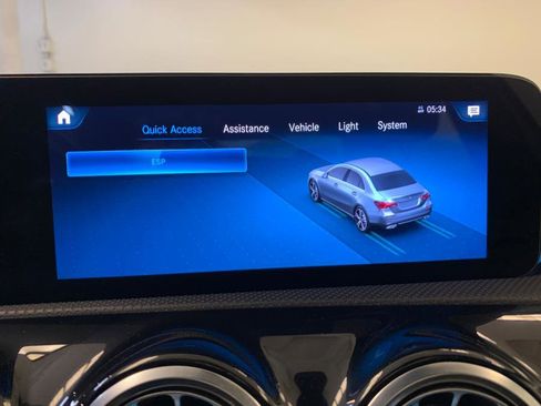 Used 2022 Mercedes-Benz A 220 4MATIC image 33