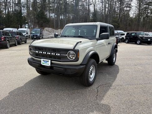 New 2025 Ford Bronco 2-Door image 12