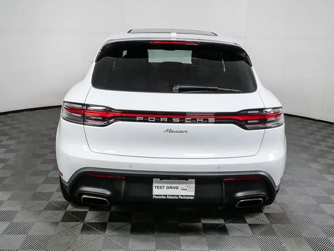New 2026 Porsche Macan image 32